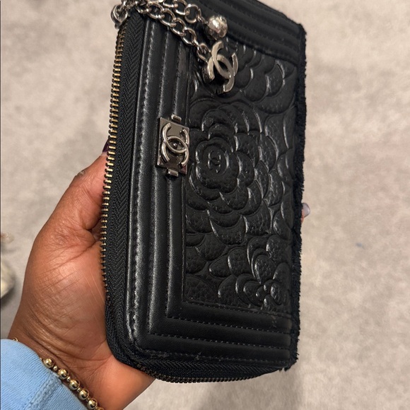 CHANEL Black Floral Embossed Wallet - Picture 1 of 12